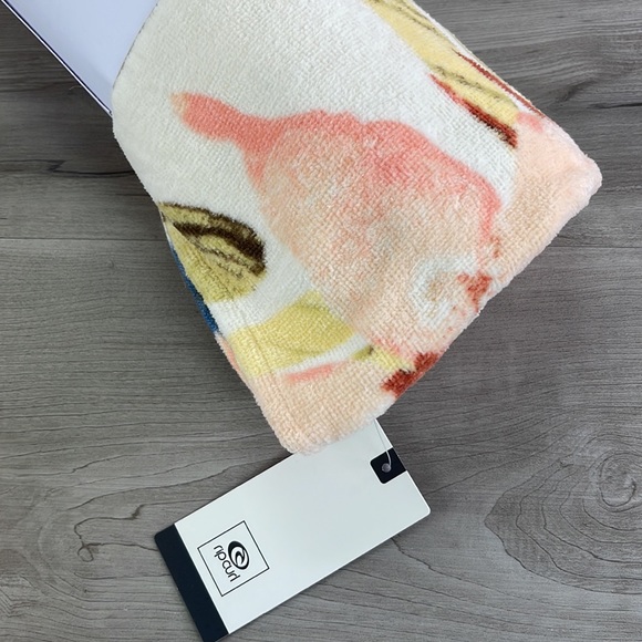 ☀️RIP CURL☀️BEAUTIFUL BEACH BOAT BLANKET TOWEL COVER UP - Picture 5 of 10